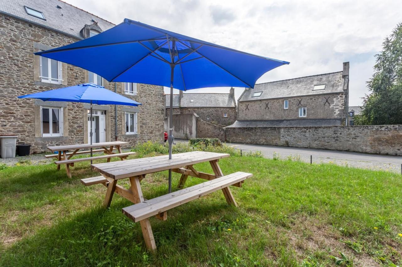 Residence La Colombanaise Saint-Coulomb Exterior photo